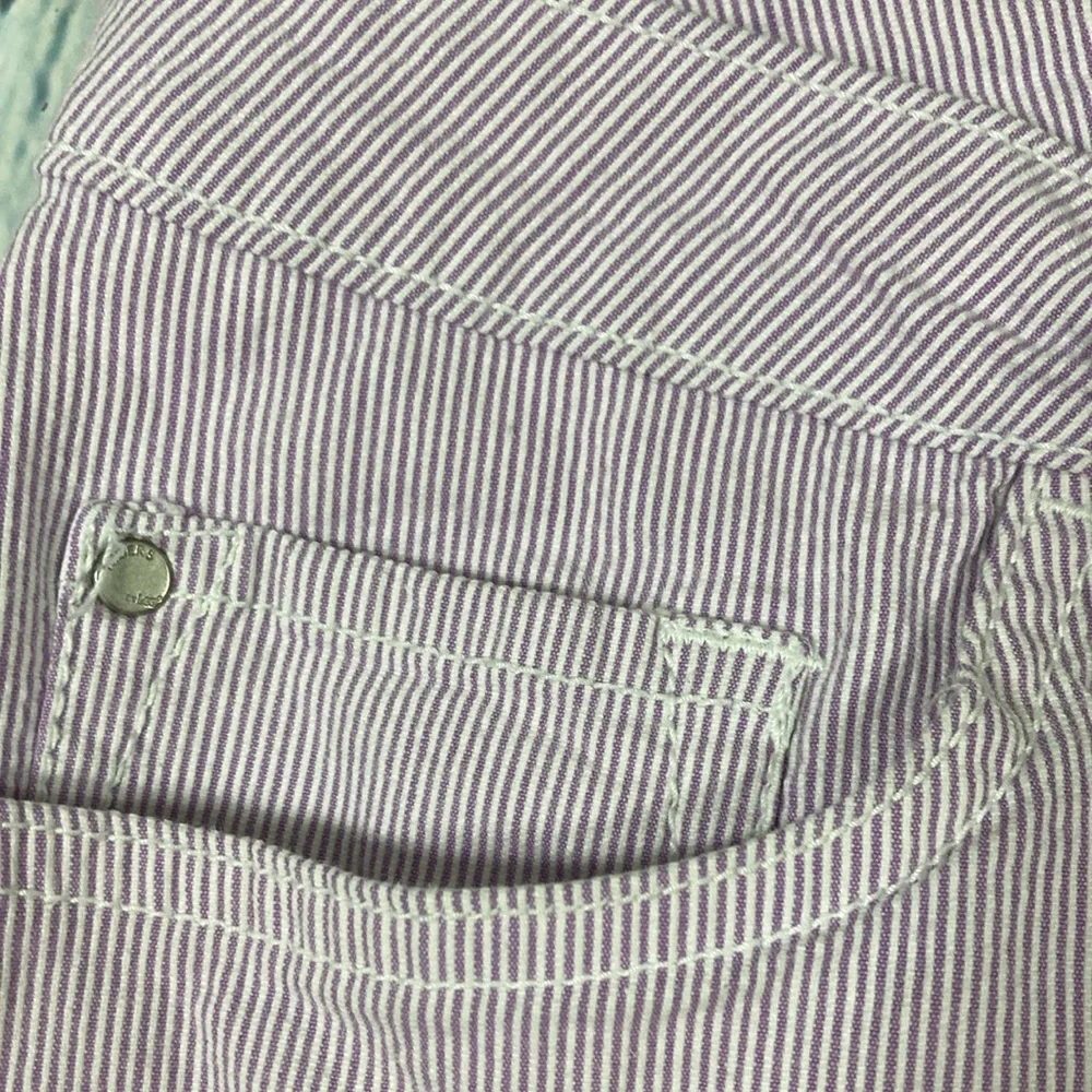 Riders by Lee Shorts Women Size M Purple & White Stripe Midrise
